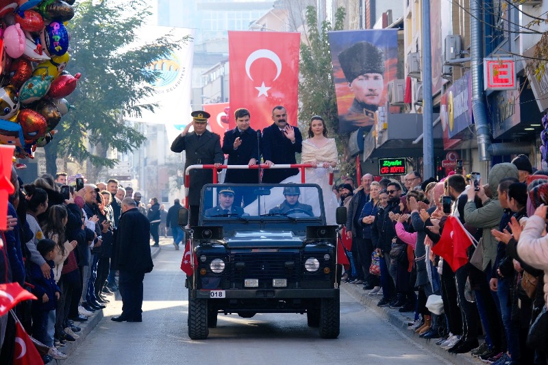 18 Kasım Kurtuluş Bayramı