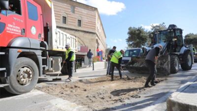 Kıyık Mevkiinde Asfalt Çalışmaları Hız Kesmeden Devam Ediyor
