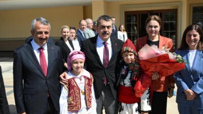 Milli Eğitim Bakanı Yusuf Tekin Edirne’de: LGS Sonuçları Yarın Açıklanıyor, Eğitimde Yenilikler Masaya Yatırıldı