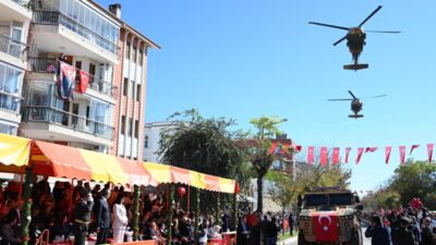 Cumhuriyet’in 102 Yıllık Gururu Edirne Semalarında Yankılandı
