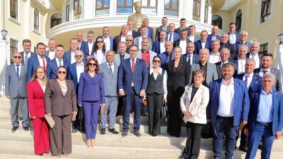 EDİRNE BELEDİYESİ, MUHTARLARLA DAYANIŞMA MESAJI VERDİ