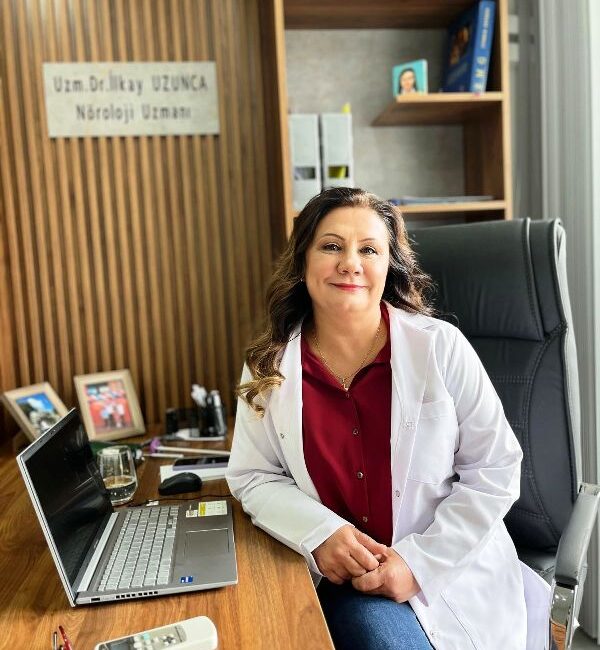 Nöroloji Uzmanı Dr. İlkay Uzunca30 yıllık deneyimini kendi kliniğine taşıdı